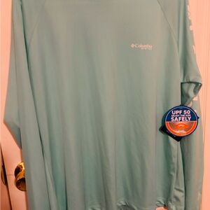 Columbia Aqua Long Sleeve Shirt